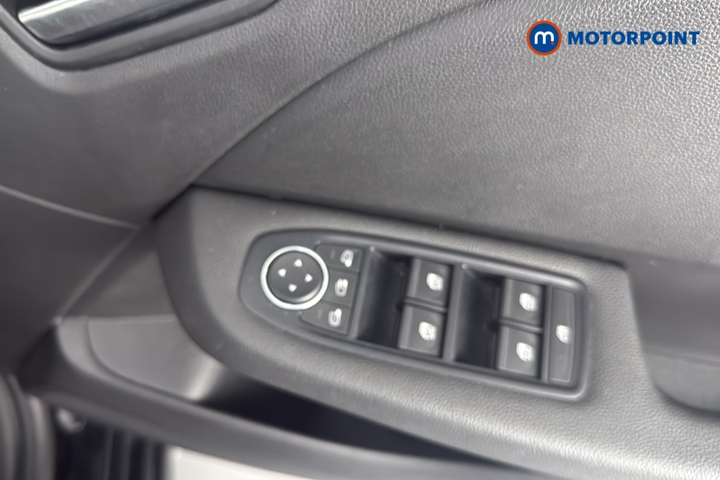 Renault Clio Evolution Manual Petrol Hatchback - Stock Number (1680740) - 19th supplementary image