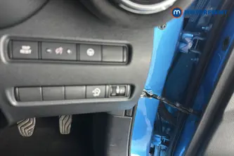Nissan Juke Tekna-Plus Manual Petrol SUV - Stock Number (1680765) - 11th supplementary image