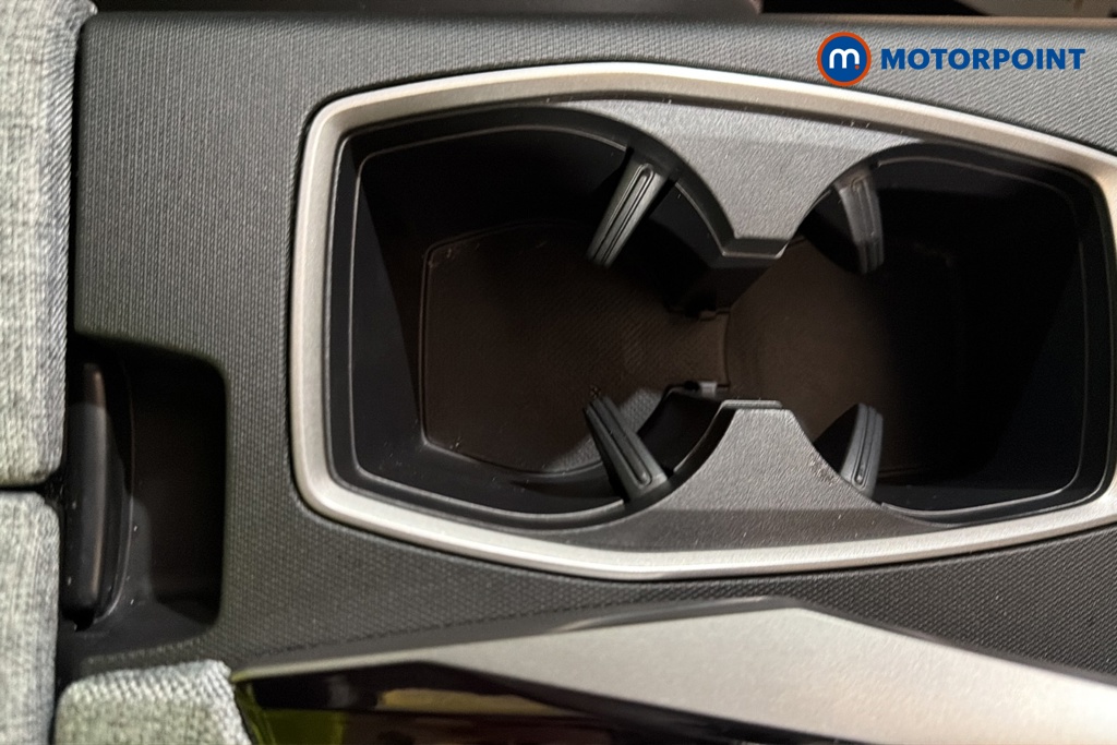 Peugeot 5008 Allure Premium Automatic Petrol SUV - Stock Number (1680792) - 16th supplementary image