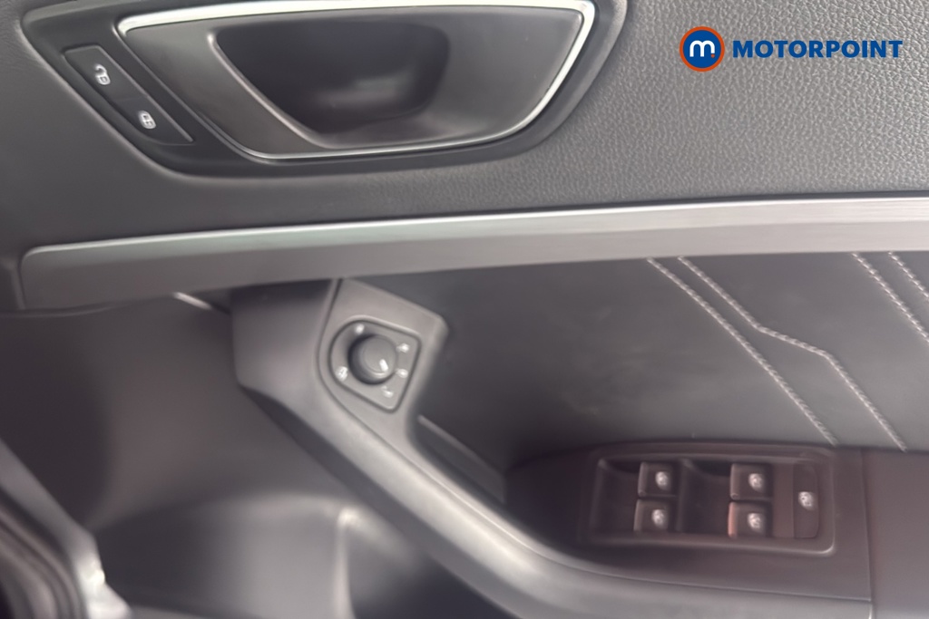 Seat Ateca Fr Black Edition Automatic Petrol SUV - Stock Number (1681070) - 19th supplementary image
