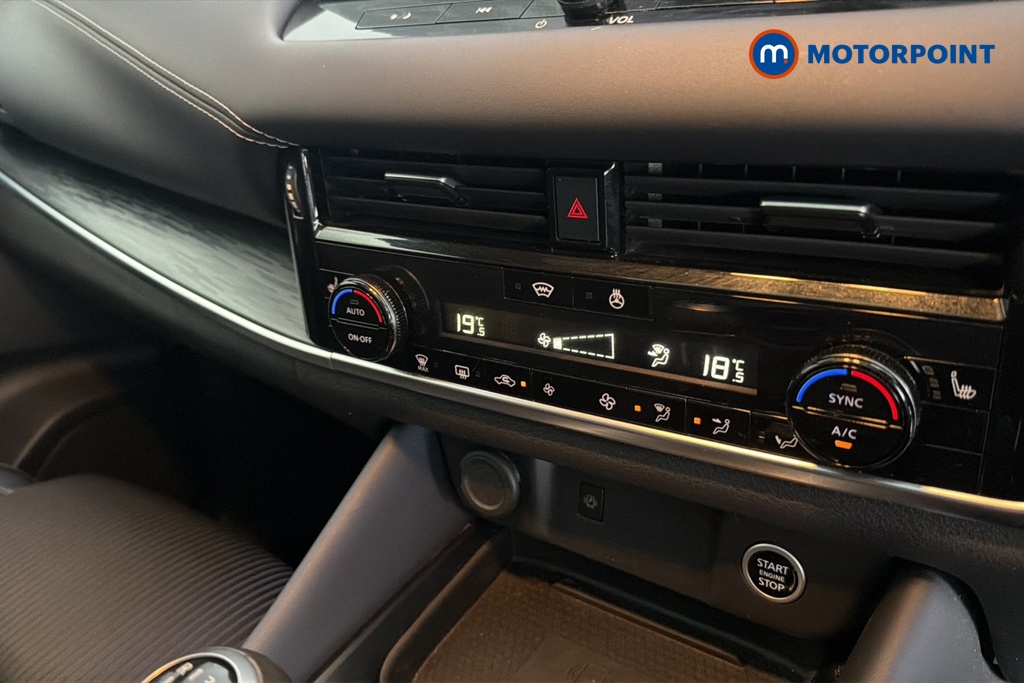 Nissan Qashqai Tekna Manual Petrol SUV - Stock Number (1681367) - 12th supplementary image