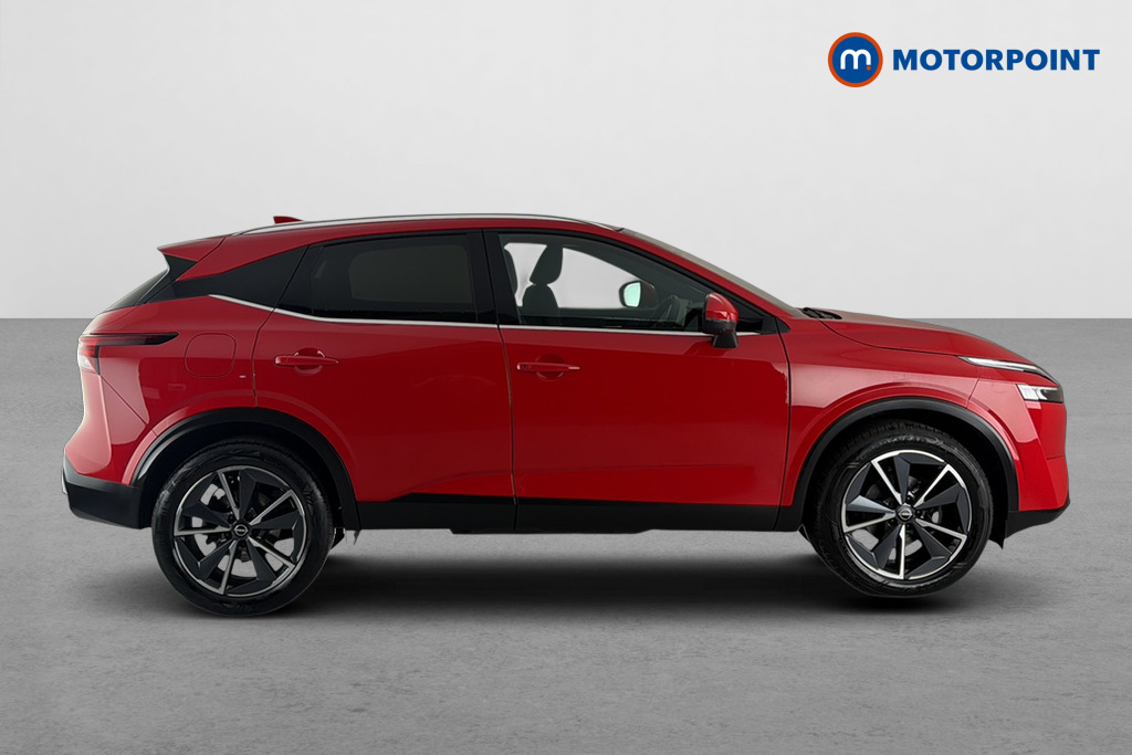 Nissan Qashqai Tekna Manual Petrol SUV - Stock Number (1681367) - Passenger side