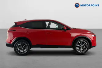 Nissan Qashqai Tekna Manual Petrol SUV - Stock Number (1681367) - Passenger side