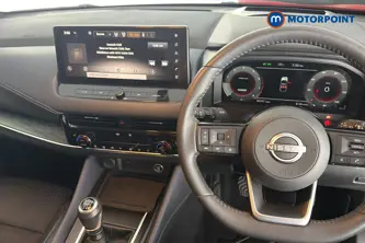 Nissan Qashqai Tekna Manual Petrol SUV - Stock Number (1681367) - 1st supplementary image