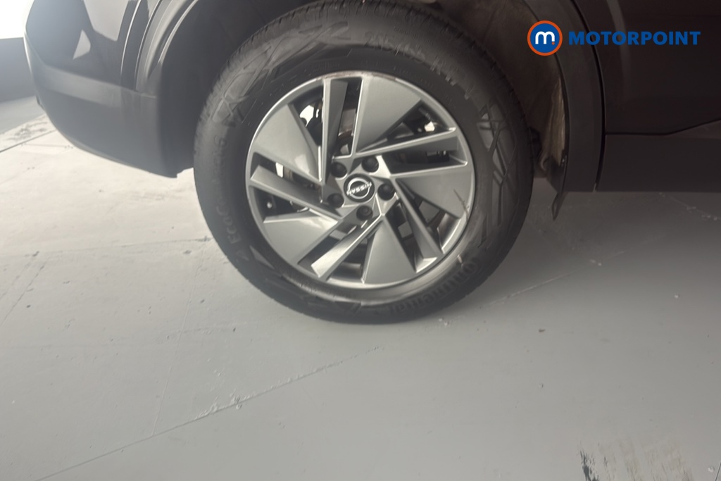 Nissan Qashqai Acenta Premium Automatic Petrol SUV - Stock Number (1681370) - 46th supplementary image