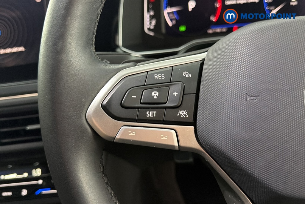 Volkswagen Polo R-Line Automatic Petrol Hatchback - Stock Number (1681451) - 4th supplementary image