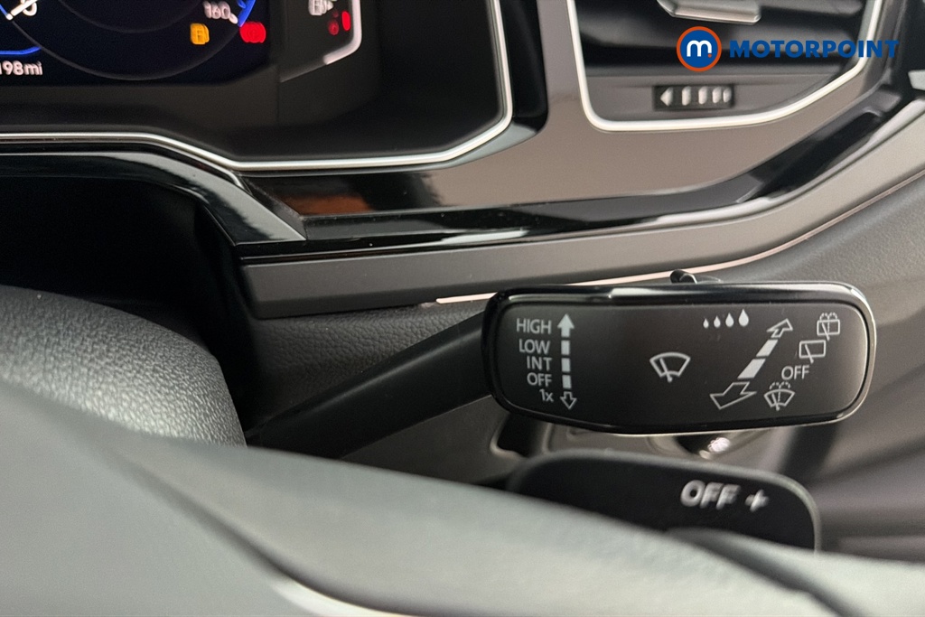 Volkswagen Polo R-Line Automatic Petrol Hatchback - Stock Number (1681451) - 6th supplementary image
