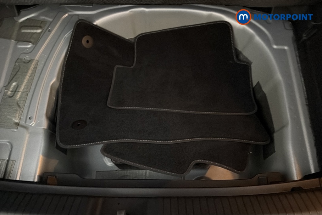Volkswagen Polo R-Line Automatic Petrol Hatchback - Stock Number (1681451) - 33rd supplementary image