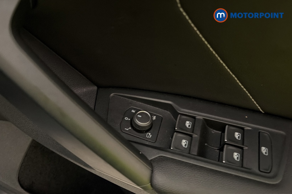 Volkswagen Tiguan R-Line Edition Automatic Diesel SUV - Stock Number (1681715) - 19th supplementary image