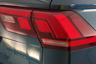 Volkswagen Tiguan R-Line Edition Automatic Diesel SUV - Stock Number (1681715) - 36th supplementary image