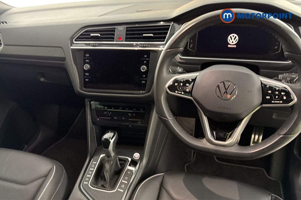 Volkswagen Tiguan R-Line Edition Automatic Diesel SUV - Stock Number (1681715) - 1st supplementary image