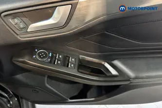 Ford Focus Vignale Active X Automatic Petrol Hatchback - Stock Number (1682065) - 19th supplementary image