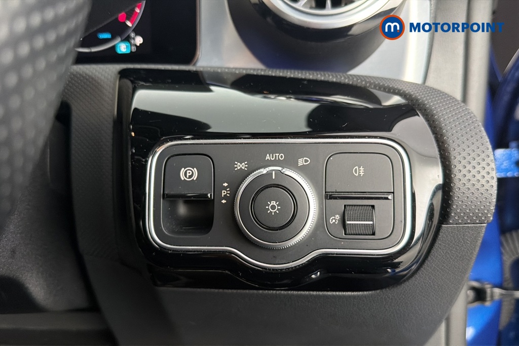 Mercedes-Benz CLA Amg Line Automatic Petrol Coupe - Stock Number (1682340) - 11th supplementary image