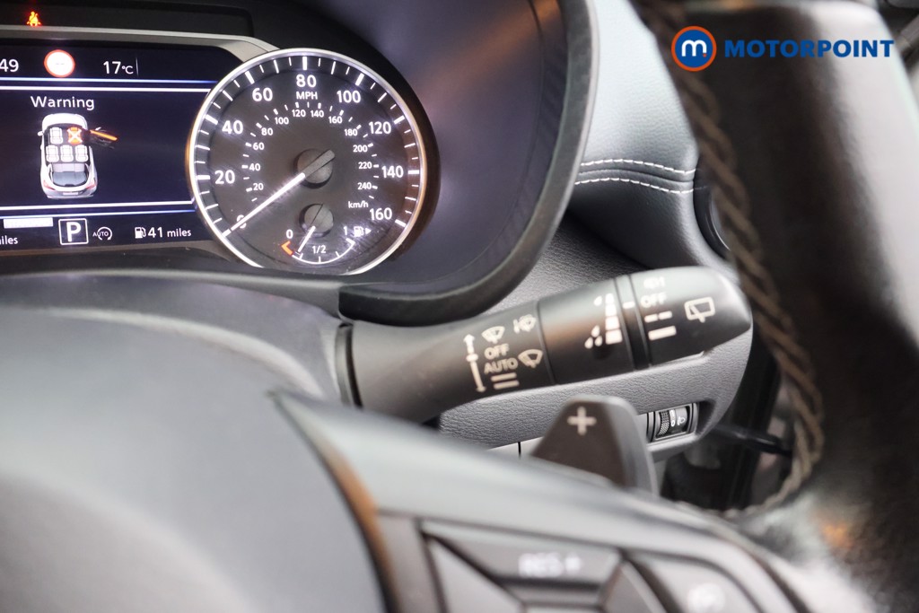 Nissan Juke Tekna Automatic Petrol SUV - Stock Number (1682935) - 9th supplementary image