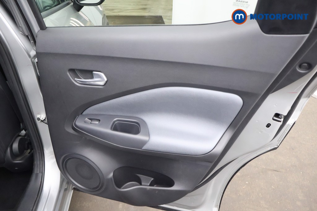 Nissan Juke Tekna Automatic Petrol SUV - Stock Number (1682935) - 23rd supplementary image