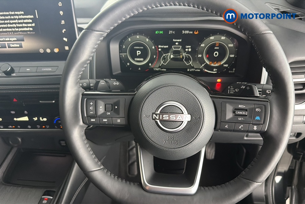 Nissan Qashqai Tekna Automatic Petrol SUV - Stock Number (1682980) - 2nd supplementary image