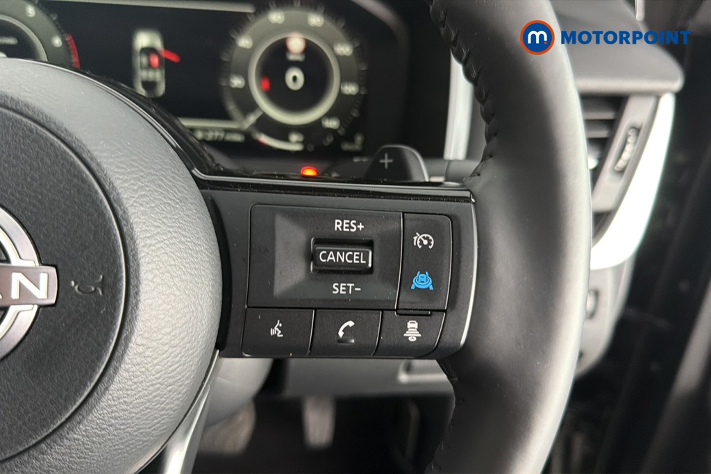 Nissan Qashqai Tekna Automatic Petrol SUV - Stock Number (1682980) - 3rd supplementary image