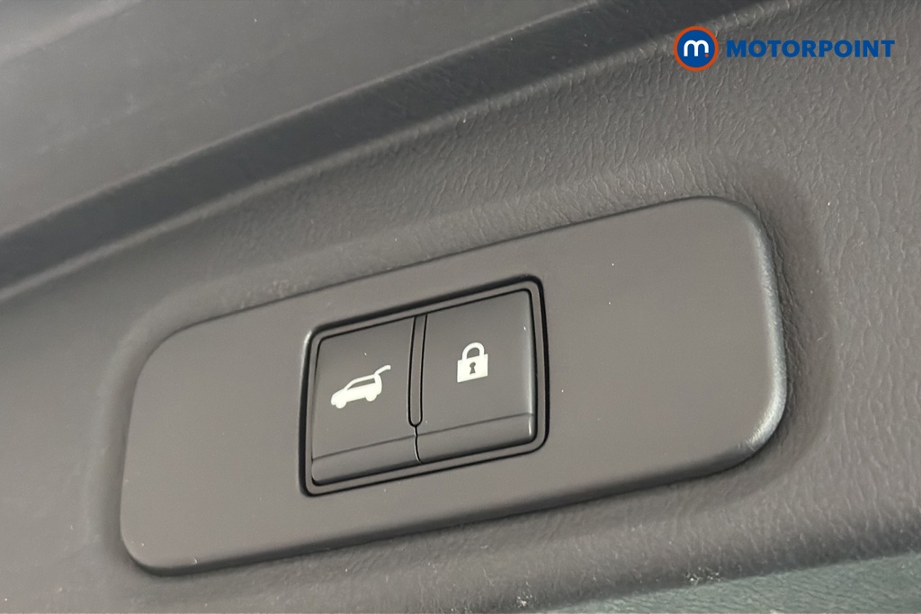 Nissan Qashqai Tekna Automatic Petrol SUV - Stock Number (1682980) - 35th supplementary image