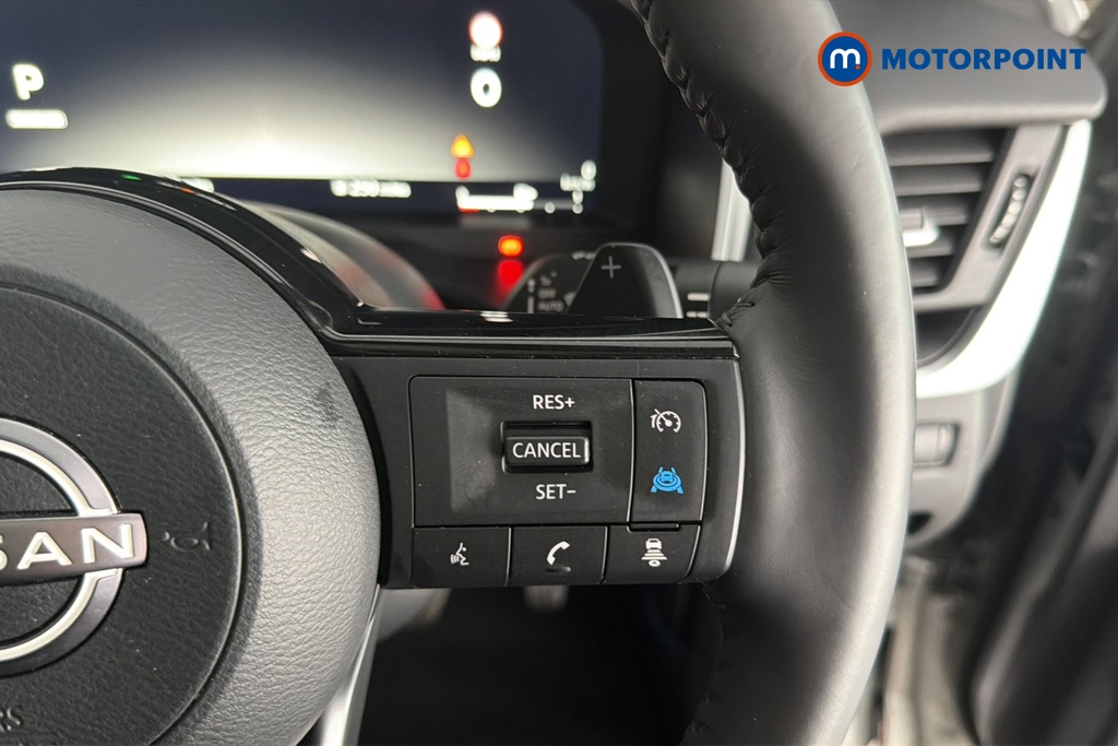 Nissan Qashqai Tekna Automatic Petrol SUV - Stock Number (1683010) - 3rd supplementary image