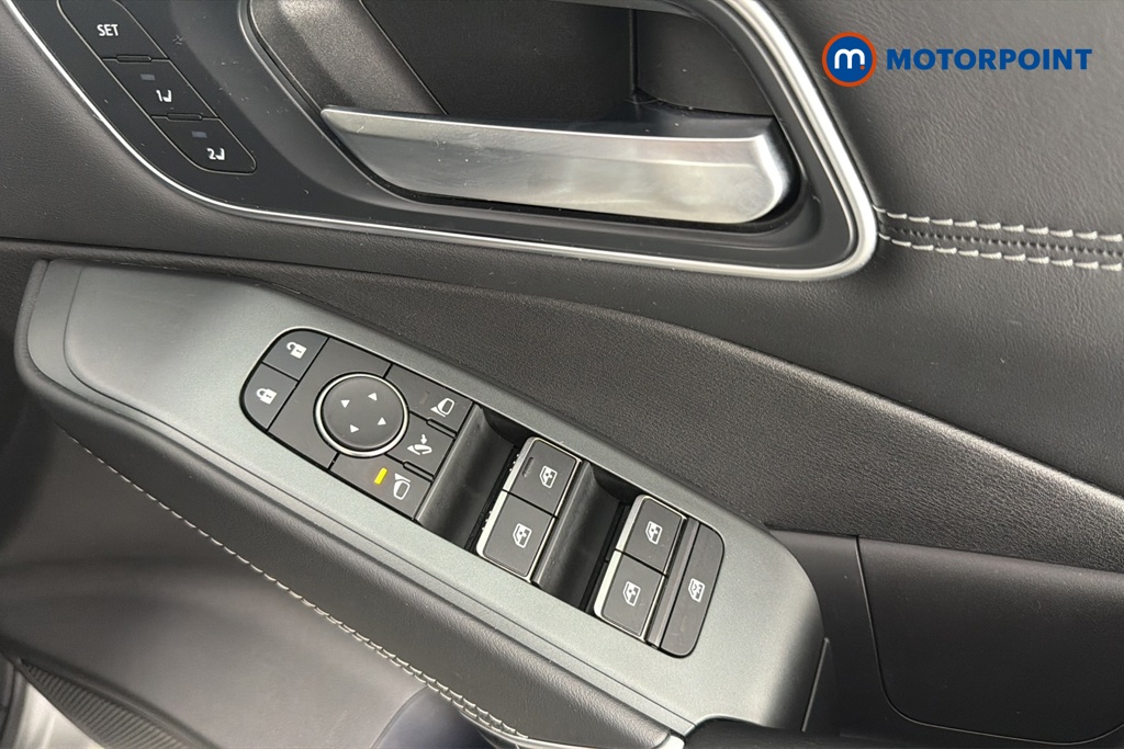 Nissan Qashqai Tekna Automatic Petrol SUV - Stock Number (1683010) - 19th supplementary image