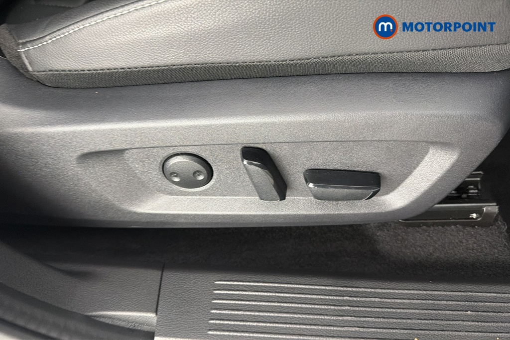 Nissan Qashqai Tekna Automatic Petrol SUV - Stock Number (1683010) - 23rd supplementary image