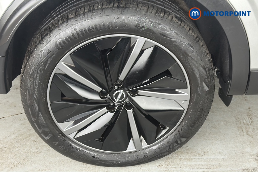 Nissan Qashqai Tekna Automatic Petrol SUV - Stock Number (1683010) - 46th supplementary image
