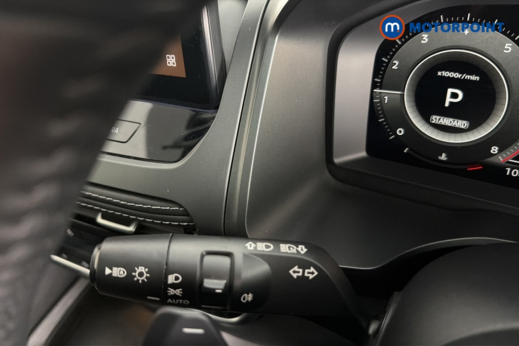 Nissan Qashqai Tekna Automatic Petrol SUV - Stock Number (1683011) - 5th supplementary image