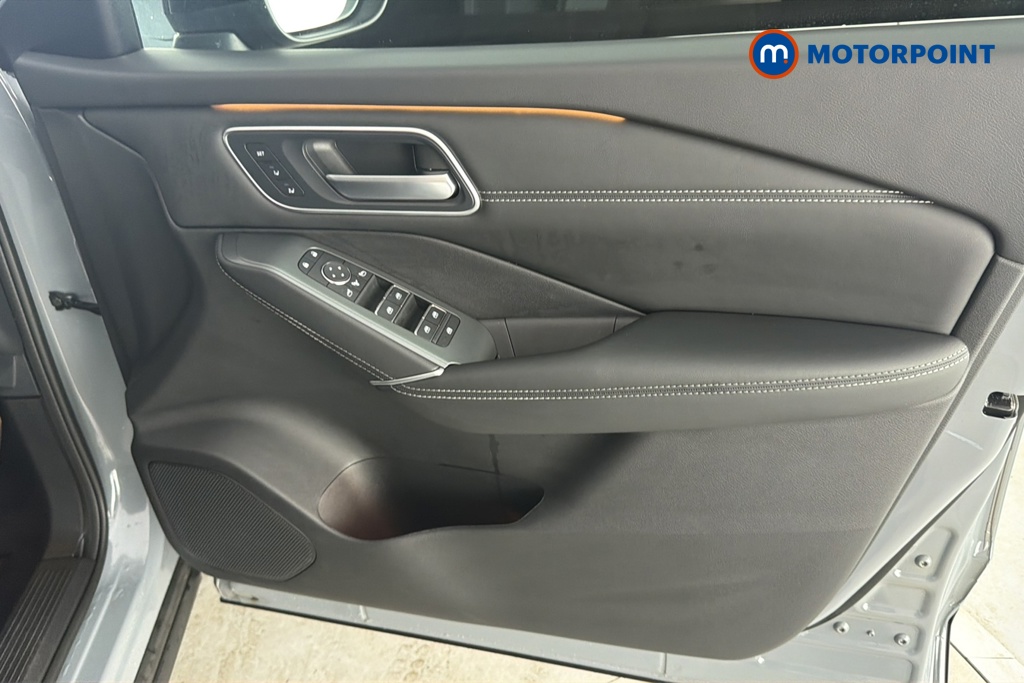 Nissan Qashqai Tekna Automatic Petrol SUV - Stock Number (1683011) - 18th supplementary image