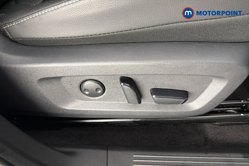 Nissan Qashqai Tekna Automatic Petrol SUV - Stock Number (1683011) - 23rd supplementary image