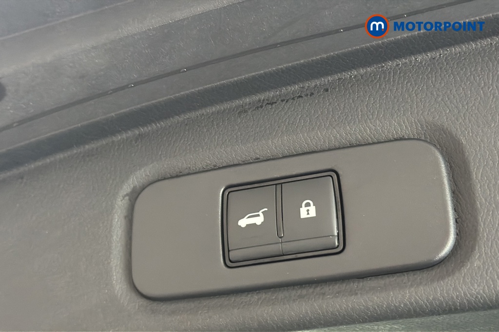Nissan Qashqai Tekna Automatic Petrol SUV - Stock Number (1683011) - 35th supplementary image