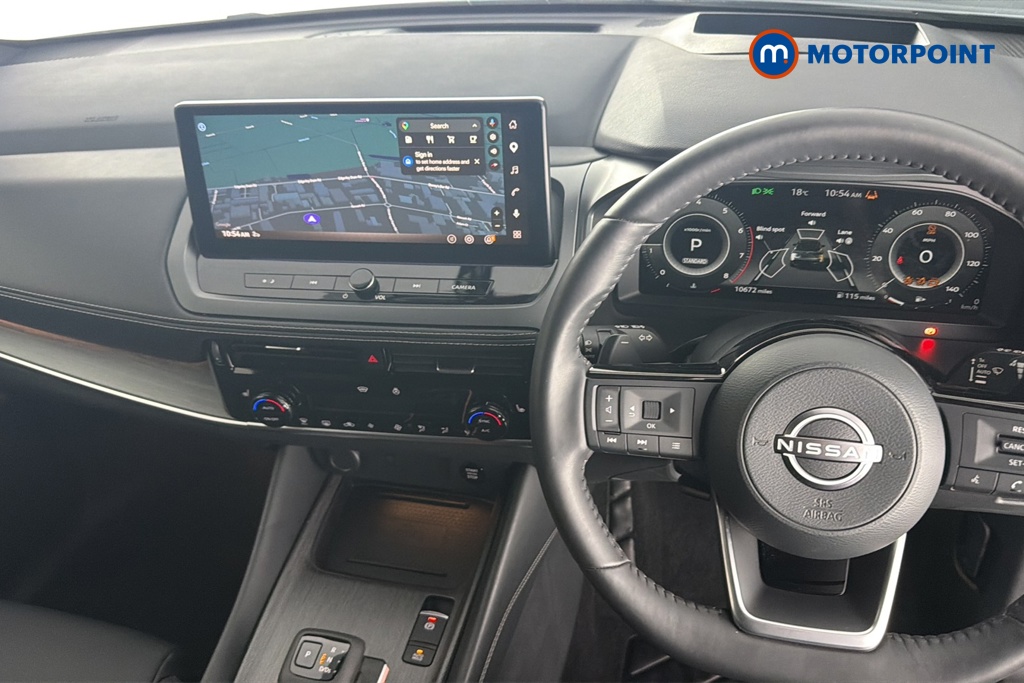 Nissan Qashqai Tekna Automatic Petrol SUV - Stock Number (1683011) - 1st supplementary image
