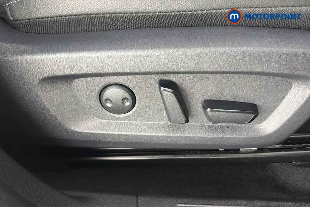 Nissan Qashqai Tekna Automatic Petrol SUV - Stock Number (1683012) - 23rd supplementary image