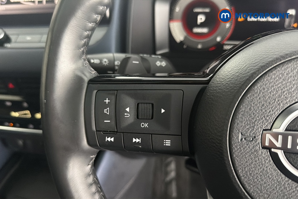 Nissan Qashqai Tekna Automatic Petrol SUV - Stock Number (1683022) - 4th supplementary image