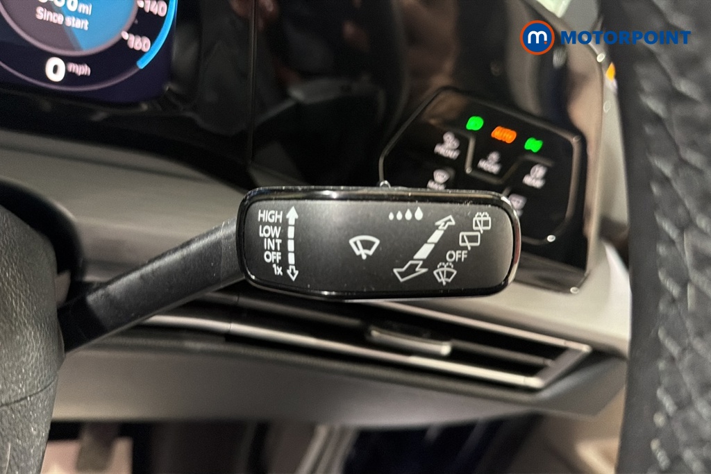 Volkswagen Golf Style Edition Manual Petrol Hatchback - Stock Number (1683218) - 6th supplementary image