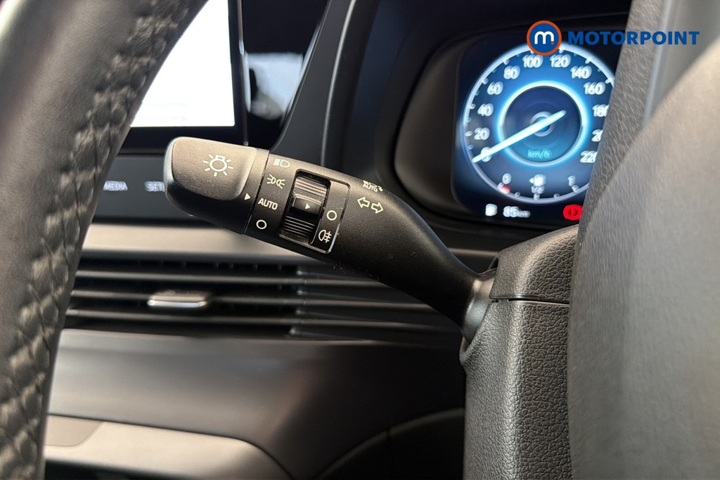 Hyundai Bayon Premium Automatic Petrol SUV - Stock Number (1683268) - 5th supplementary image
