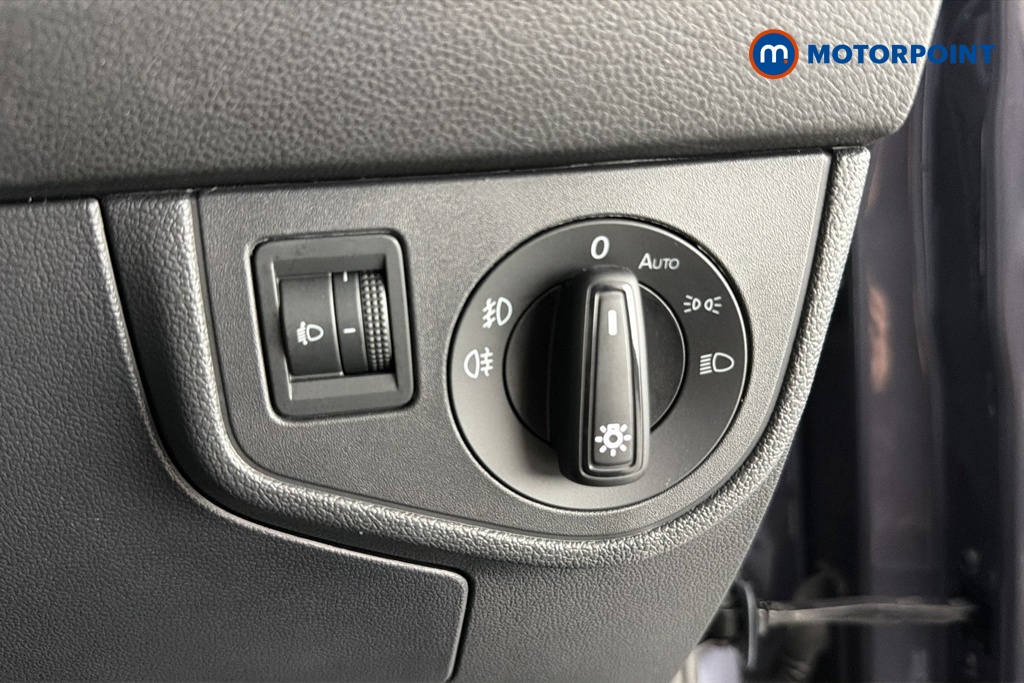 Volkswagen Polo R-Line Automatic Petrol Hatchback - Stock Number (1683488) - 11th supplementary image