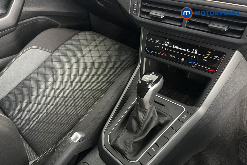 Volkswagen Polo R-Line Automatic Petrol Hatchback - Stock Number (1683488) - 15th supplementary image