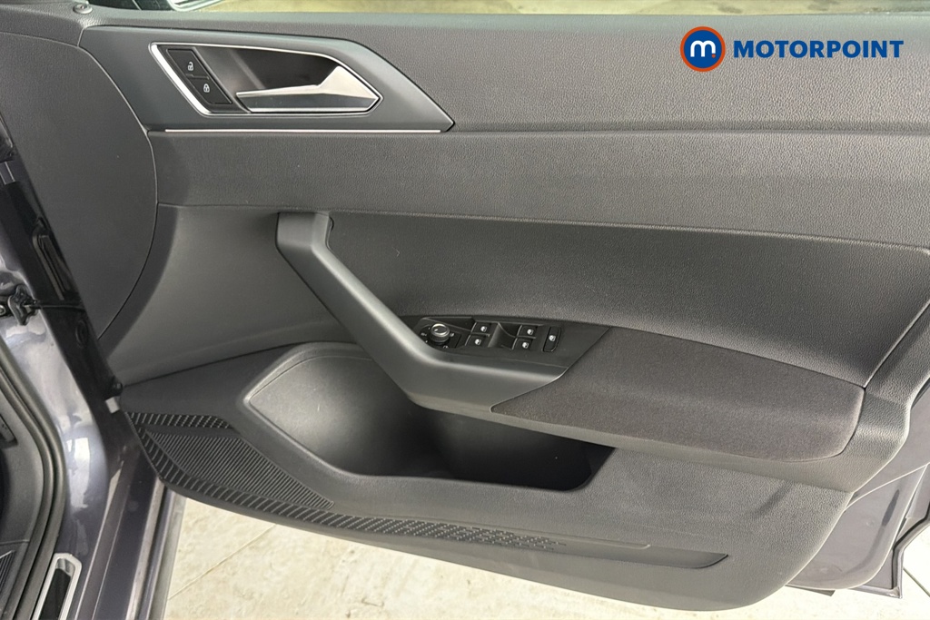 Volkswagen Polo R-Line Automatic Petrol Hatchback - Stock Number (1683488) - 18th supplementary image