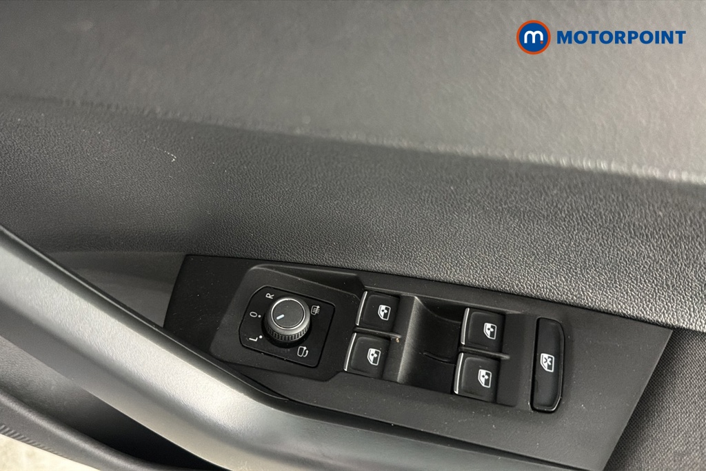 Volkswagen Polo R-Line Automatic Petrol Hatchback - Stock Number (1683488) - 19th supplementary image