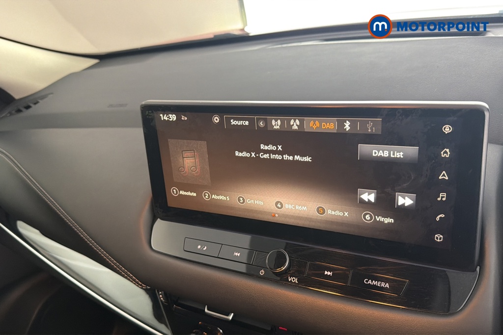 Nissan Qashqai N-Connecta Automatic Petrol-Electric Hybrid SUV - Stock Number (1683658) - 8th supplementary image