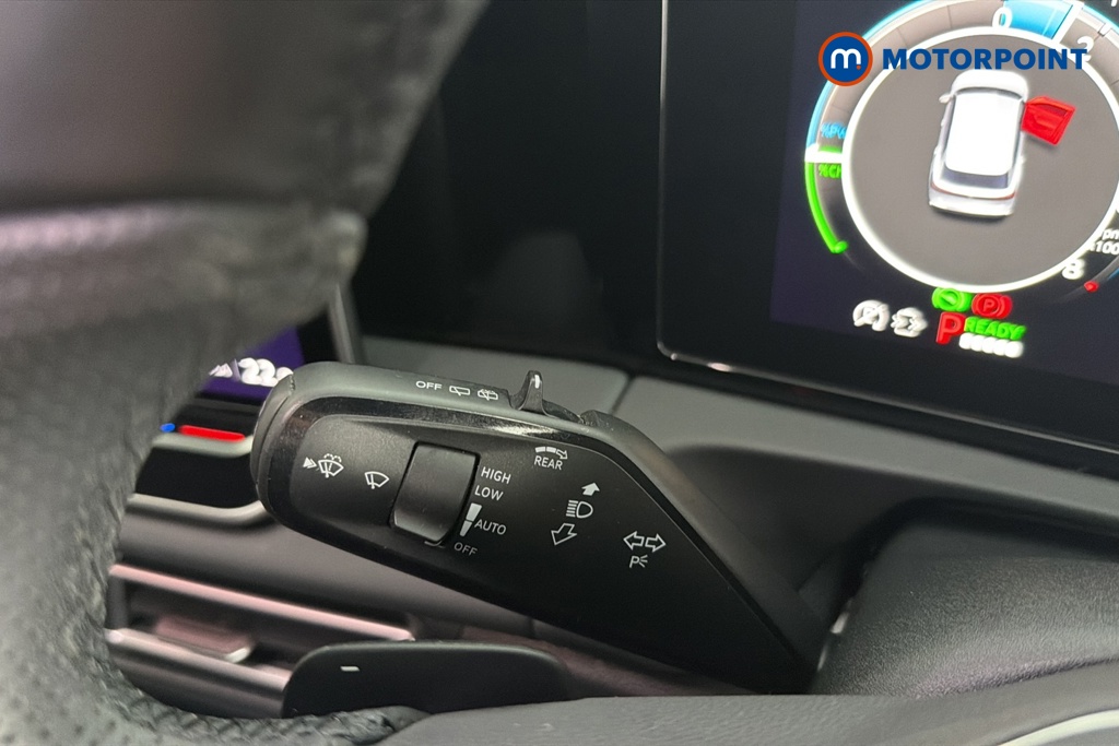Volkswagen Tiguan R-Line Automatic Petrol Plug-In Hybrid SUV - Stock Number (1683662) - 5th supplementary image