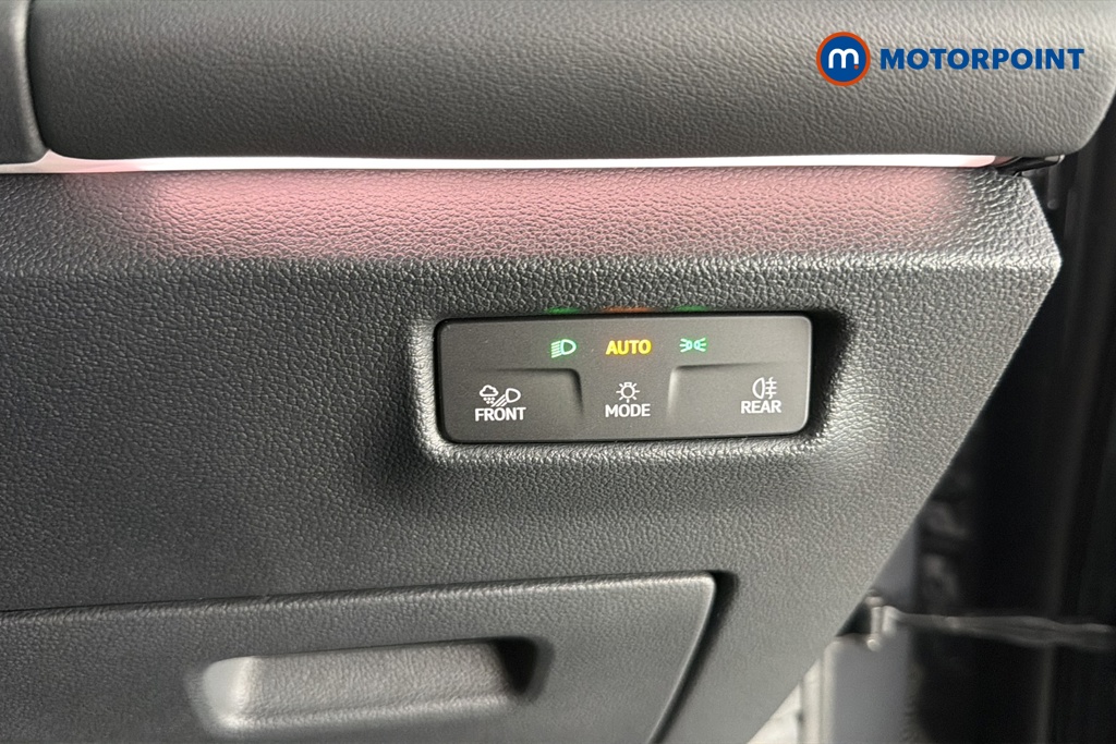 Volkswagen Tiguan R-Line Automatic Petrol Plug-In Hybrid SUV - Stock Number (1683662) - 11th supplementary image