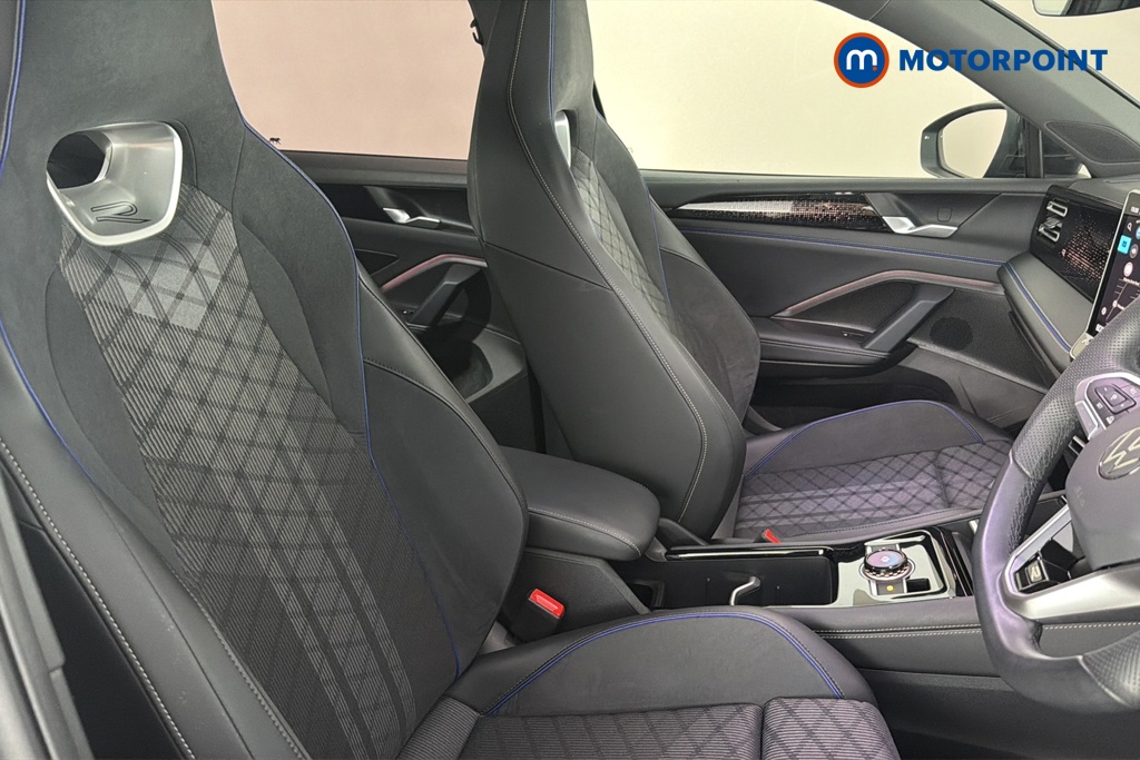 Volkswagen Tiguan R-Line Automatic Petrol Plug-In Hybrid SUV - Stock Number (1683662) - 22nd supplementary image