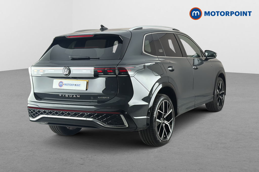 Volkswagen Tiguan R-Line Automatic Petrol Plug-In Hybrid SUV - Stock Number (1683662) - Passenger side rear corner