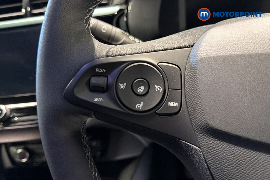 Vauxhall Corsa YES Manual Petrol Hatchback - Stock Number (1639771) - 4th supplementary image