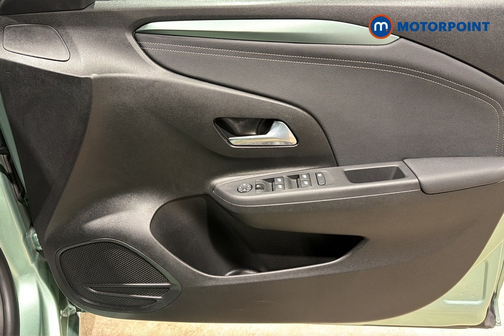 Vauxhall Corsa YES Manual Petrol Hatchback - Stock Number (1639771) - 18th supplementary image