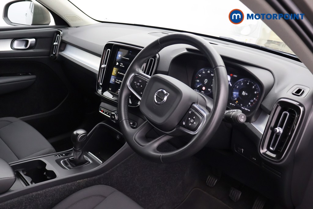 Volvo Xc40 Momentum Manual Petrol SUV - Stock Number (1675978) - 12th supplementary image