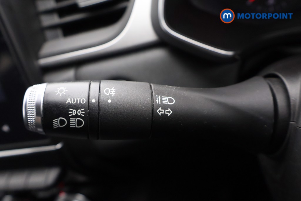 Renault Captur Iconic Manual Petrol SUV - Stock Number (1677547) - 4th supplementary image