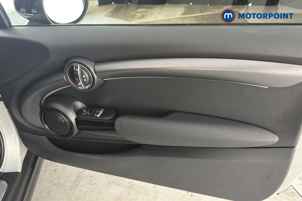 Mini Hatchback Cooper S Exclusive Automatic Petrol Hatchback - Stock Number (1681199) - 18th supplementary image