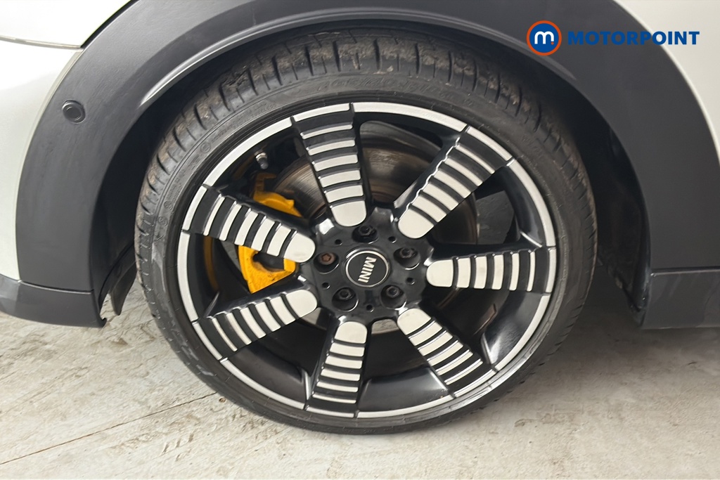 Mini Hatchback Cooper S Exclusive Automatic Petrol Hatchback - Stock Number (1681199) - 44th supplementary image